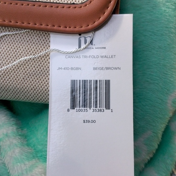 NWT Jennifer Moore Canvas Trifold Wallet - Picture 6 of 8